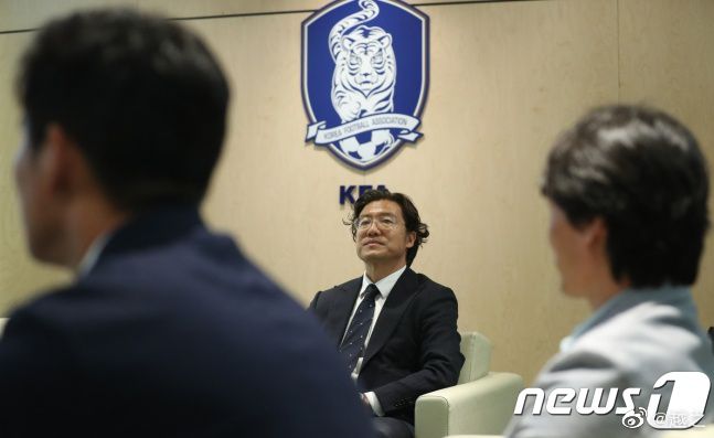 本周德甲莱比锡官方宣布，从那不勒斯签下埃尔马斯。